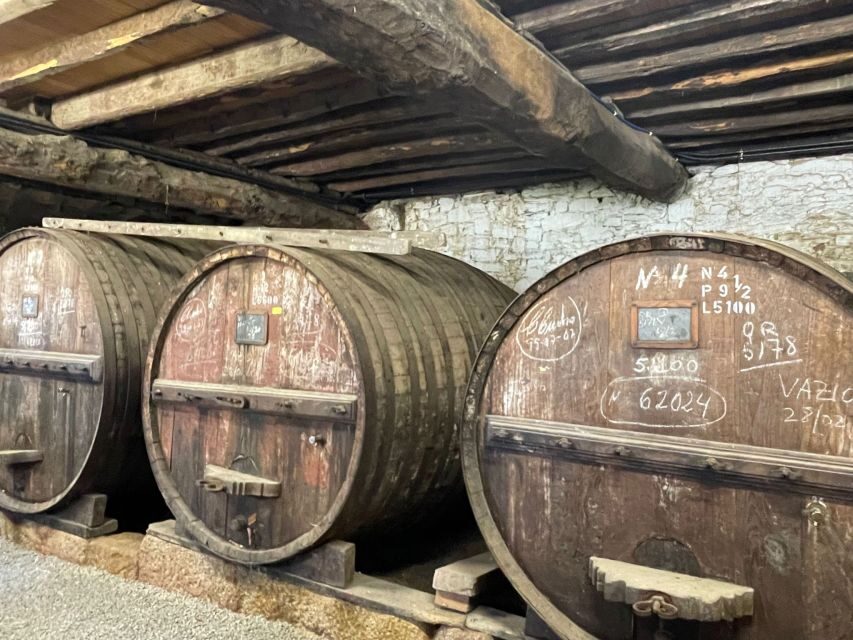 Porto: Douro Valley Tour with 3 Wineries and Lunch - Second Sabrosa vineyard: guided tour plus wine and olive oil tasting