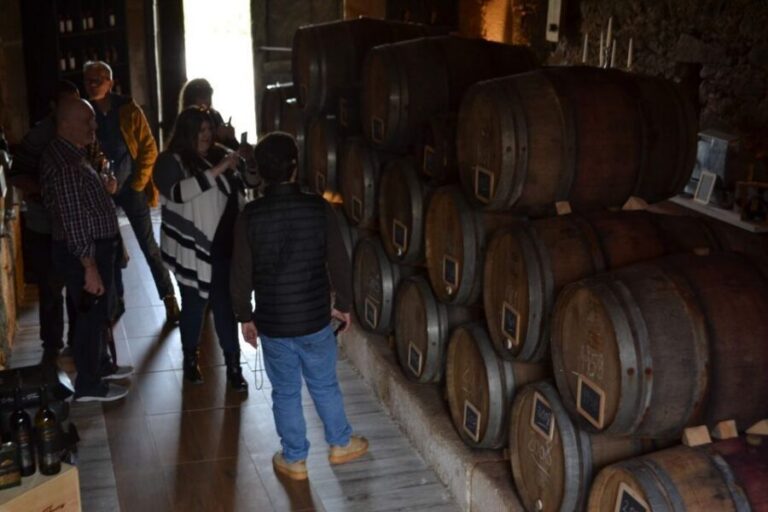 Porto: Douro Valley Vineyards Tour with Lunch & River Cruise - Getting out of Porto: comfort, pickup points, and real timing