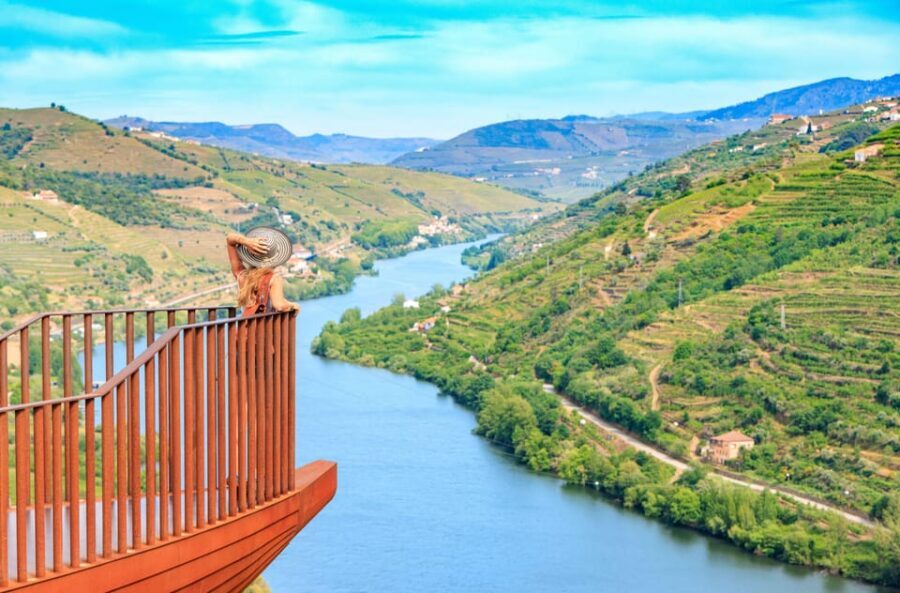 Porto: Douro Valley Wine Tour with a Sommelier & Boat Trip - Second quinta in the Douro: DOC wines, Port production, and aged tastings