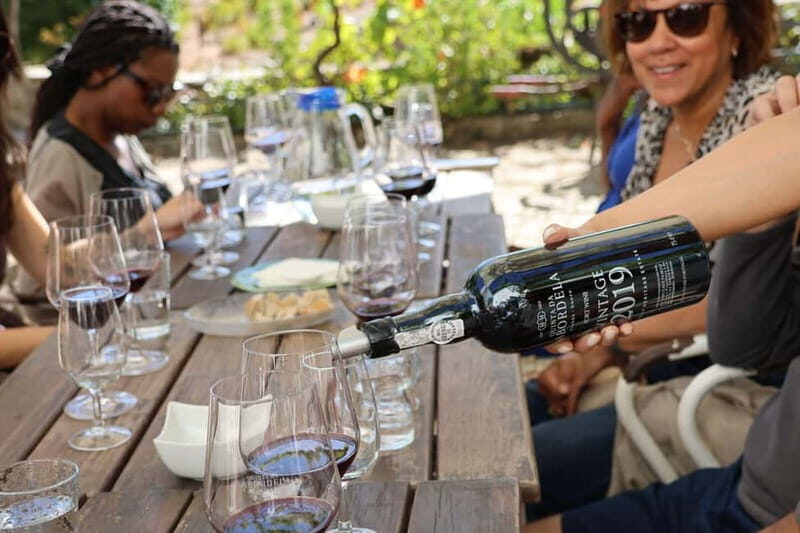 Porto: Douro Valley with Small Wineries, Lunch and Boat Tour - Key things that make this Douro tour work