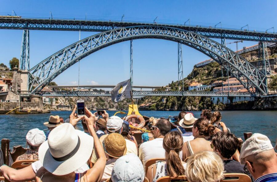 Porto: Guided Tour by Tuk-Tuk & Optional Douro River Cruise - Aliados Avenue to the river: the moment Porto feels breezier