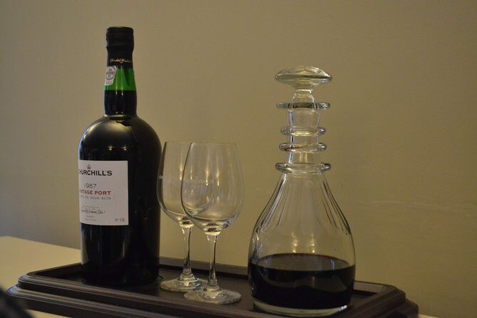 Porto: Port and Douro Wine Walking Tour With 9 Wine Tastings - Walking Comfort, Weather, and Group Size Reality