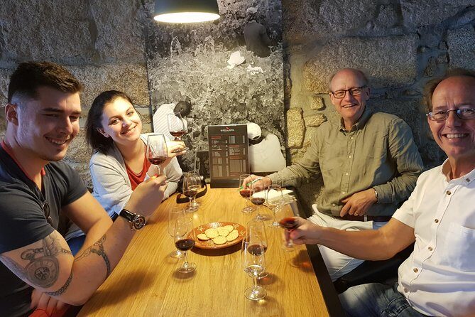 Porto: Port and Douro Wine Walking Tour With 9 Wine Tastings - Meeting in Gaia at 2:30 pm: Where You Start and How to Prepare