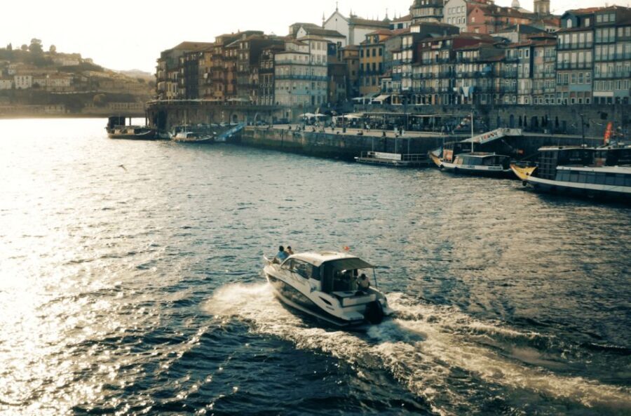 Porto: Private Boat Tour in Douro River - Who this Douro River private boat tour fits best