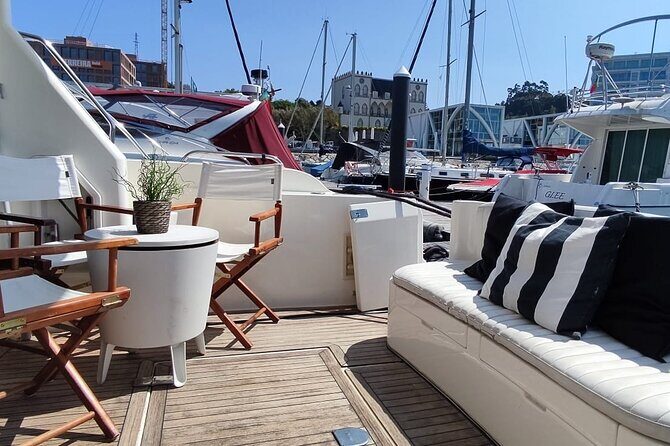 Porto: Private Tour on a Luxury Yacht on the Douro River - Practical tips so the 2 hours feel effortless