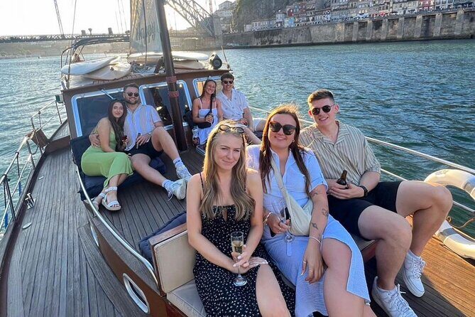 Porto: Tour on the Douro River in a Classic Boat - What to Bring (and What to Leave Alone)