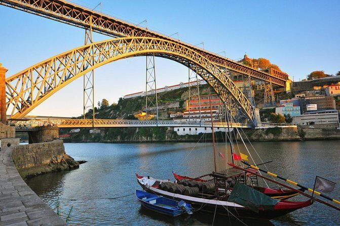 Porto: Wine and cheese tasting on a sailboat on the Douro River - Quick hits: what makes this Porto sail tasting work