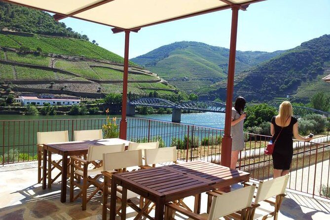 Private Douro Valley Wine Tour: 2 Wine Estates, Lunch and Cruise - Sabrosa first winery: tastings now, lunch later (the smart flow)