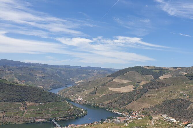 Private full-Day Tour to Douro Valley - Pinhão Rabelo boat ride: 40 minutes that reset the day