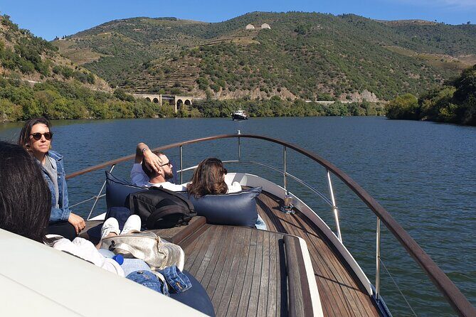 Private full-Day Tour to Douro Valley - Quinta Seara d’Ordens since 1792: tasting with a farming lens