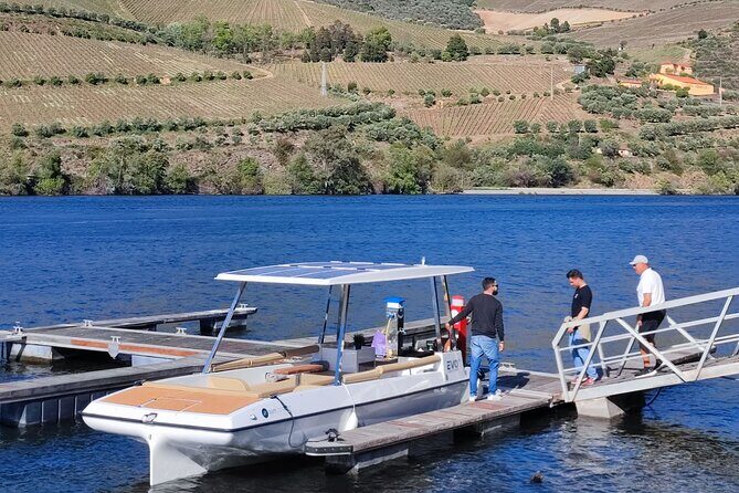 Private Premium Wine Experience through Douro Valley - Porto to the Douro: the real meaning of the 8:30 start