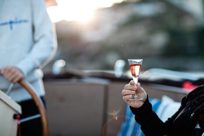 Small-Group Six Bridges Douro River Cruise in Porto with Drinks - Comfort Tips That Actually Help on the Water