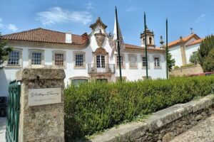 Tour- Douro Wine Region- The Douro Wine Route - Sabrosa and Vintage House Theory: lunch, five nectars, and port flavor