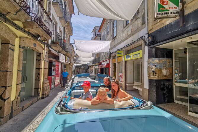 Tour to the Palace of Mateus and the Douro - Private Sedan, Pickup, WiFi, and Mobile Ticket: How the Day Runs