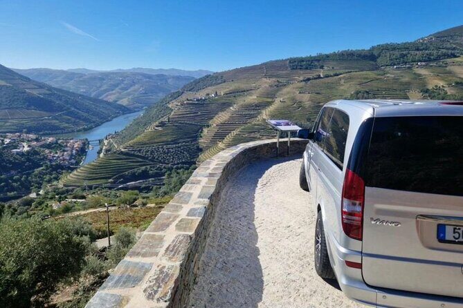 VALE DOURO, Premium Wine Tour, Wine Lunch, Private Boat - Small-group format: why it feels personal instead of rushed