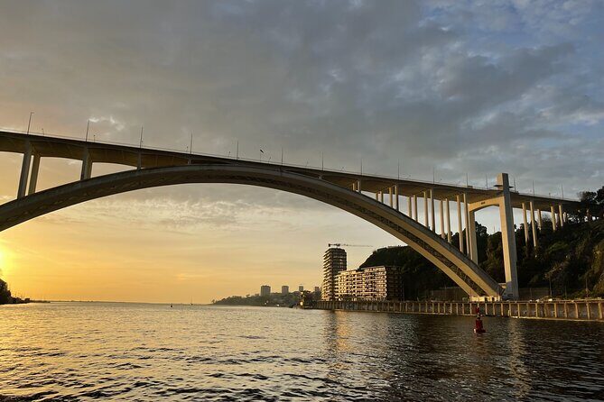 Yacht Cruise Excursion to 6 Bridges on the Douro - A small-crew yacht on the Douro: why it feels different